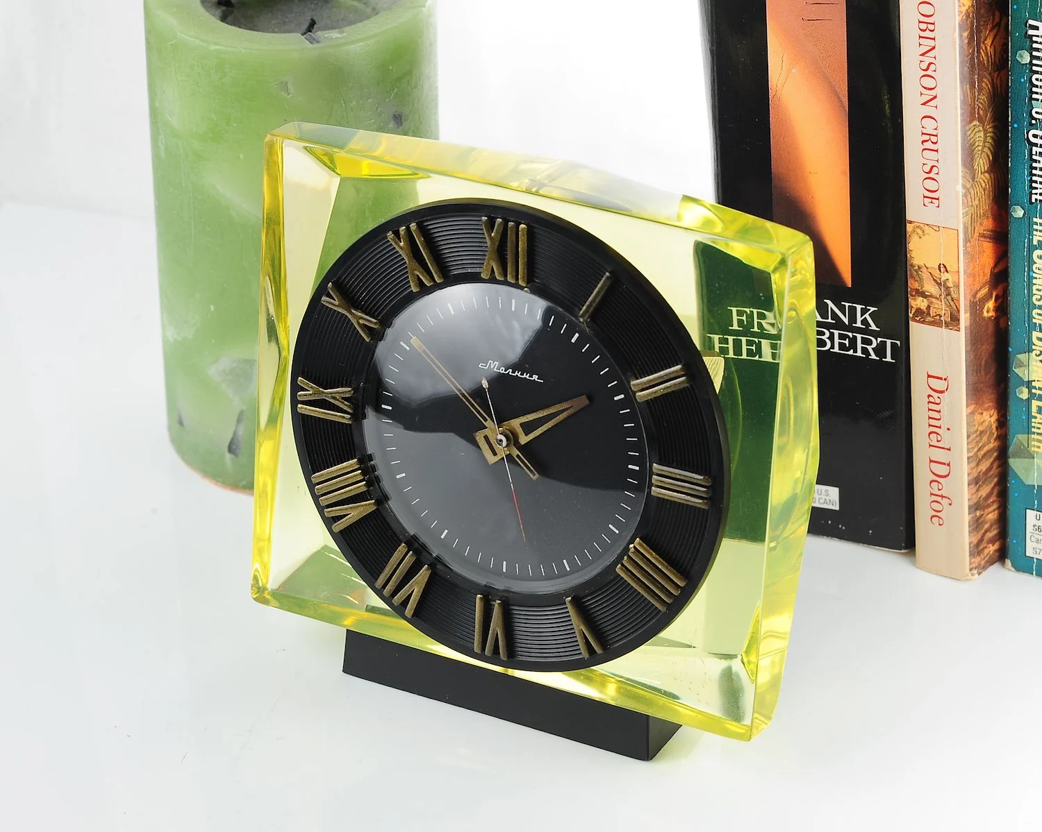 watch Molnija yellow block table clock 18083-SCS_9915