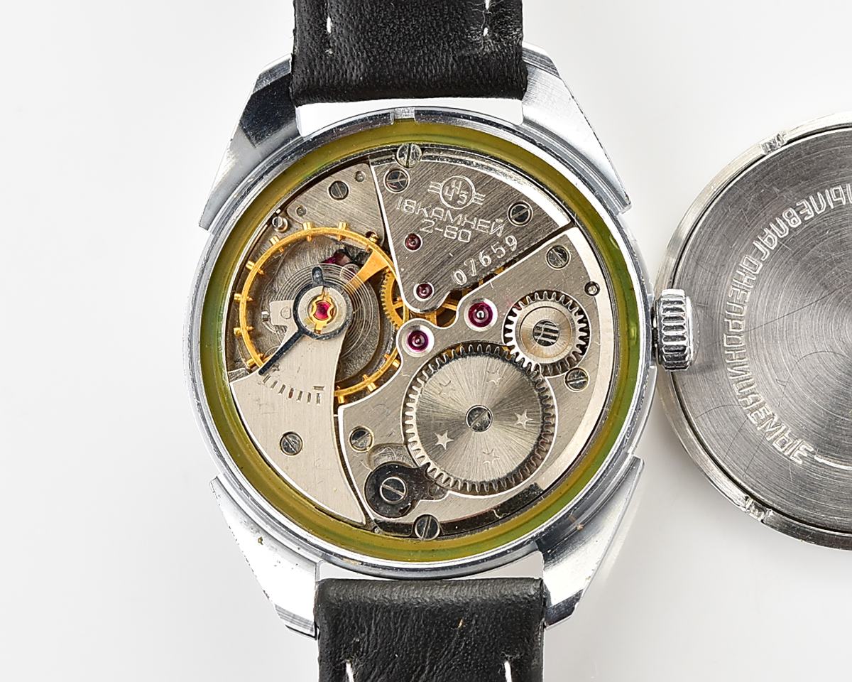 Excellent soviet ALMAZ vintage mechanical wristwatch from the 1960s