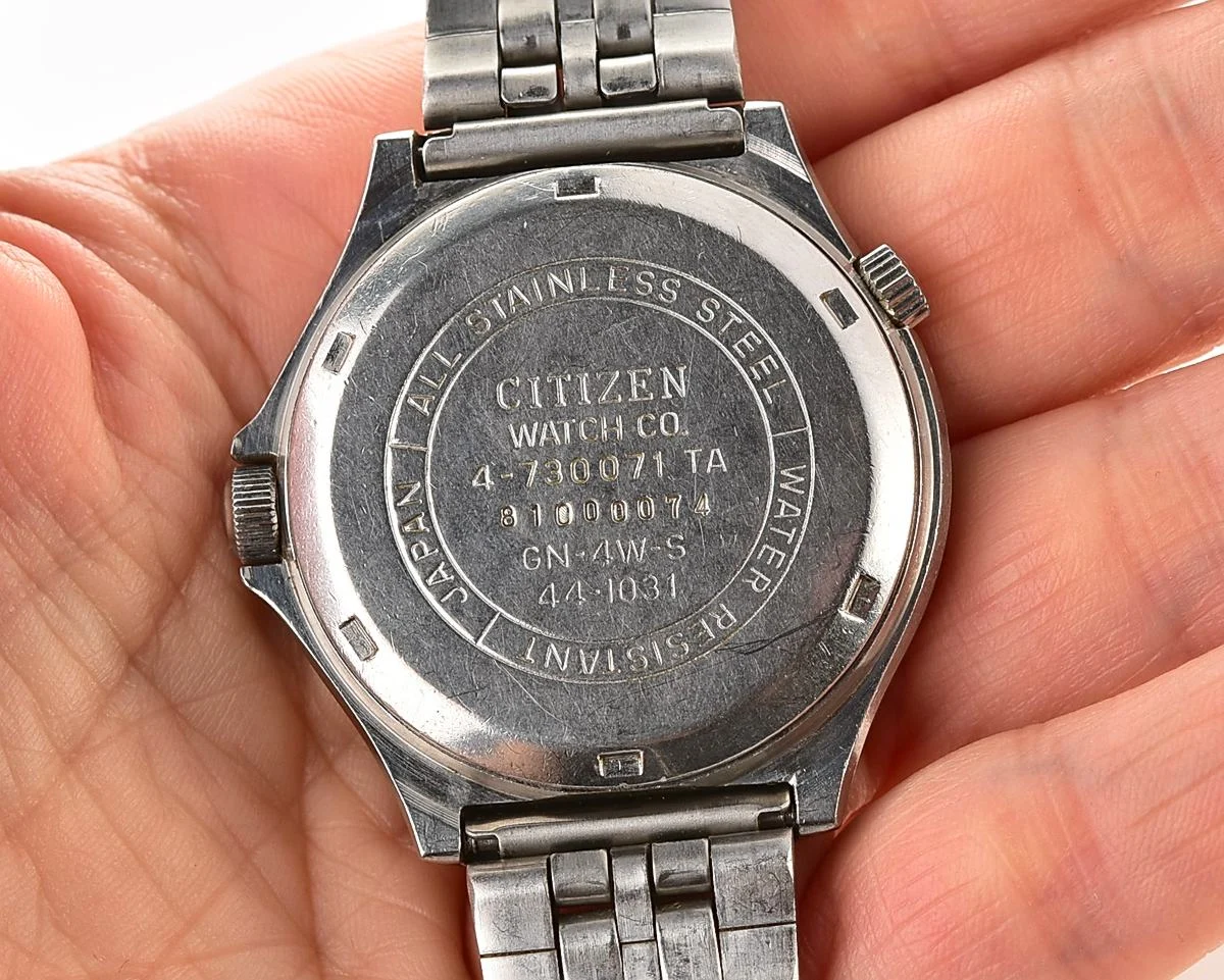 Vintage Citizen Quartz CQ – Black Dial Day-Date 100M Twin-Crown from October 1978