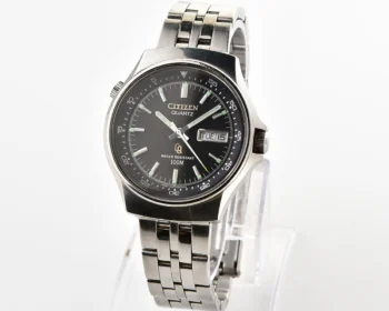 Vintage Citizen Quartz CQ – Black Dial Day-Date 100M Twin-Crown from October 1978
