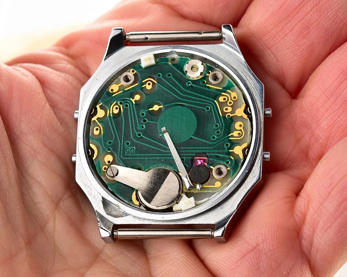 TIME CAPSULE: Digital vintage wristwatch Electronika-5 with engraved back, New Old Stock (NOS)!