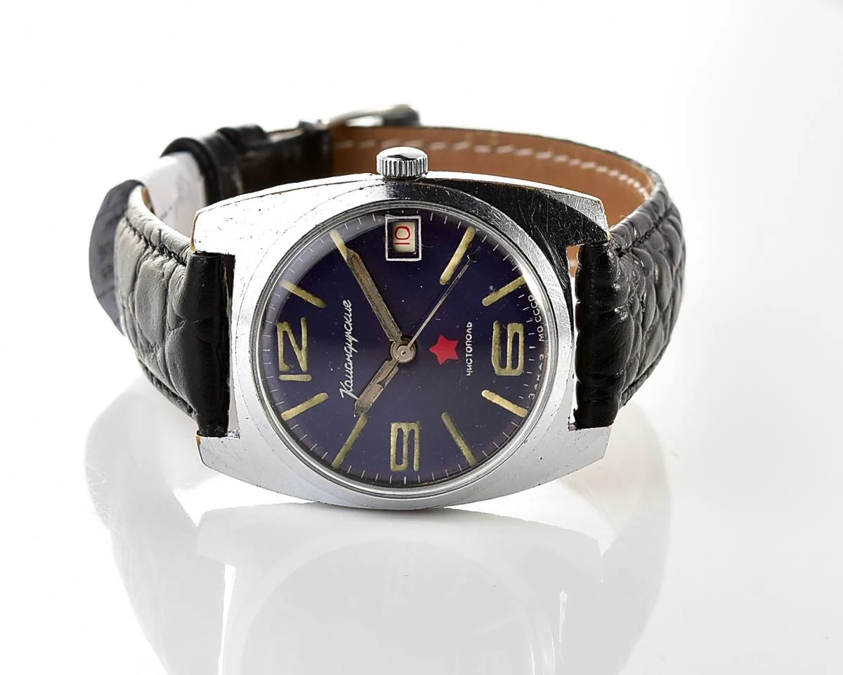 Soviet Vostok Komandirskie mechanical watch - Zakaz MO CCCP!