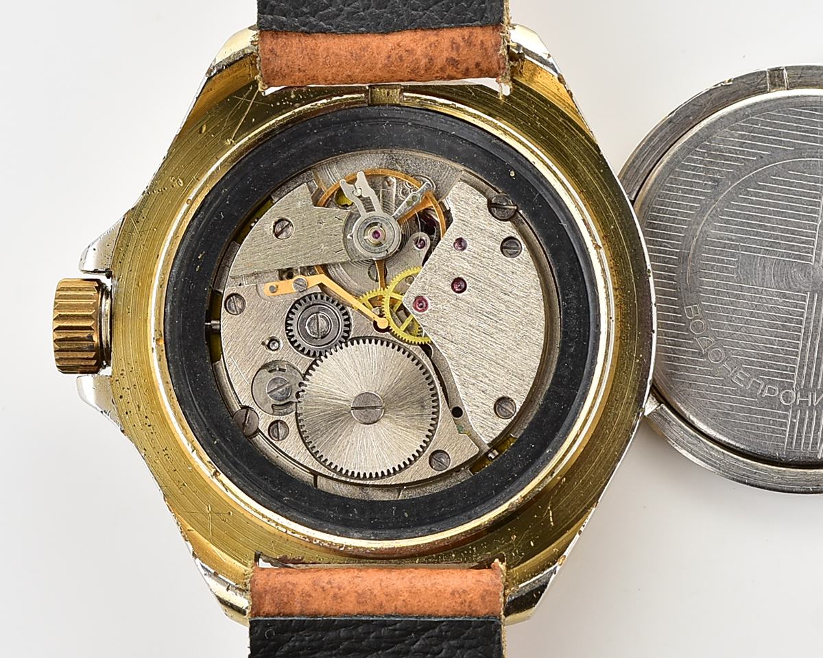 Vostok Komandirskie TANK mechanical wristwatch
