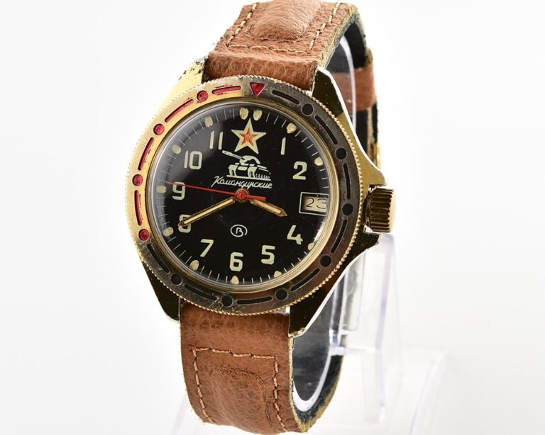 Vostok Komandirskie TANK mechanical wristwatch