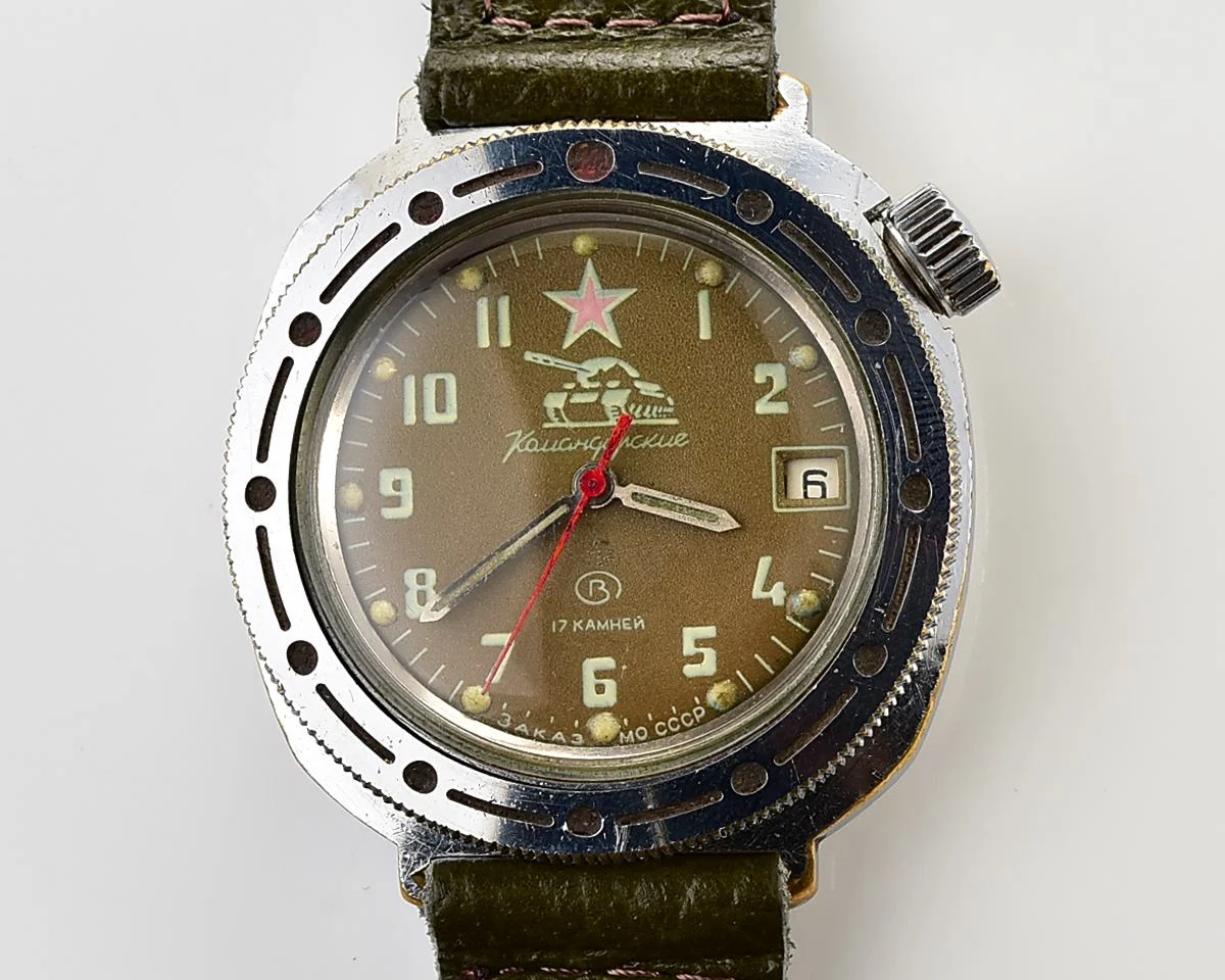Vostok Komandirskie Tank mechanical watch limited series – “Zakaz MO CCCP”