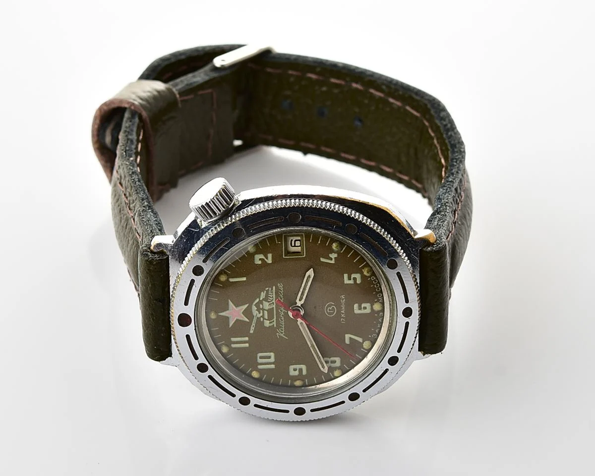 Vostok Komandirskie Tank mechanical watch limited series – “Zakaz MO CCCP”