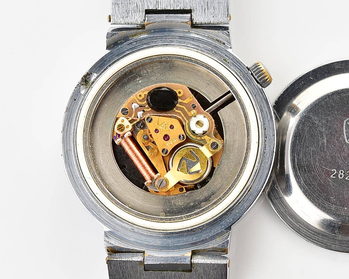 Soviet LUCH-tachometer automatic wristwatch with quartz movement