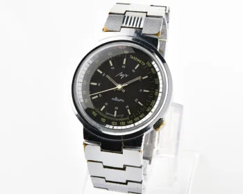 Soviet Luch-tachometer wristwatch with quartz movement