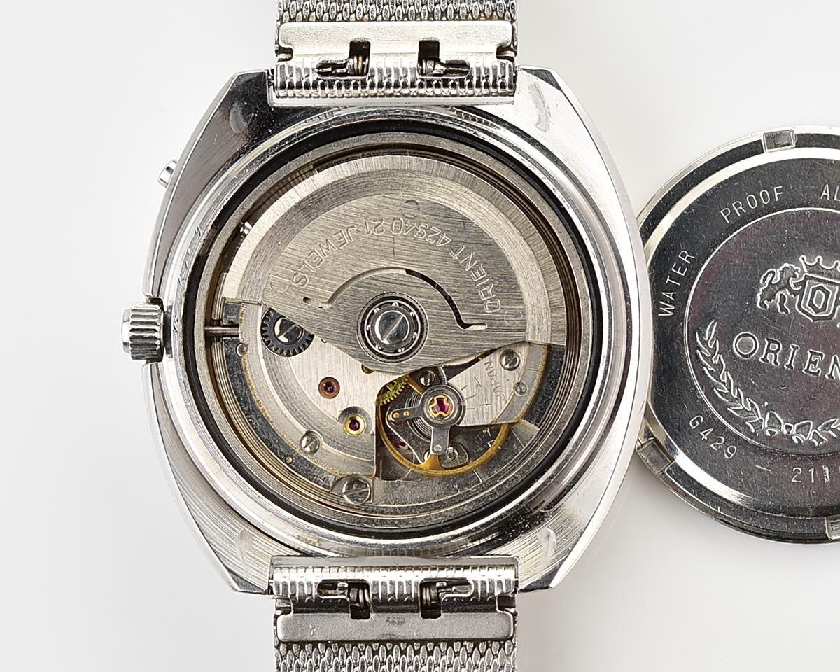 Vintage Orient Chronoace – Green Sunburst Day-Date Automatic from the Early 1970s
