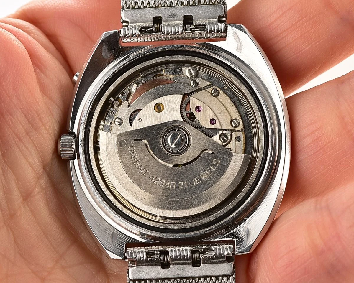Vintage Orient Chronoace – Green Sunburst Day-Date Automatic from the Early 1970s