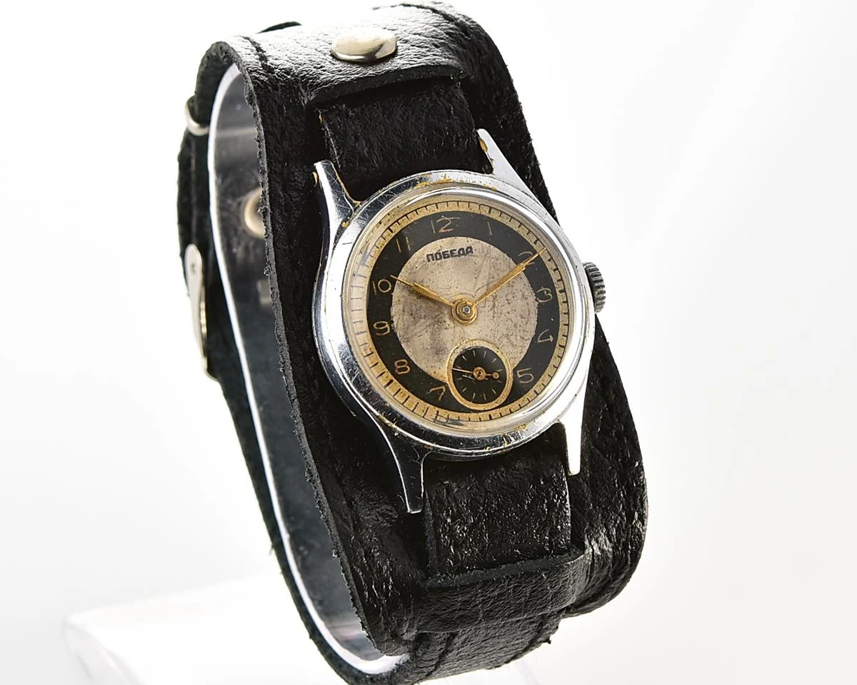 Vintage Soviet mechanical watch Pobeda, the 1st quarter of 1950!