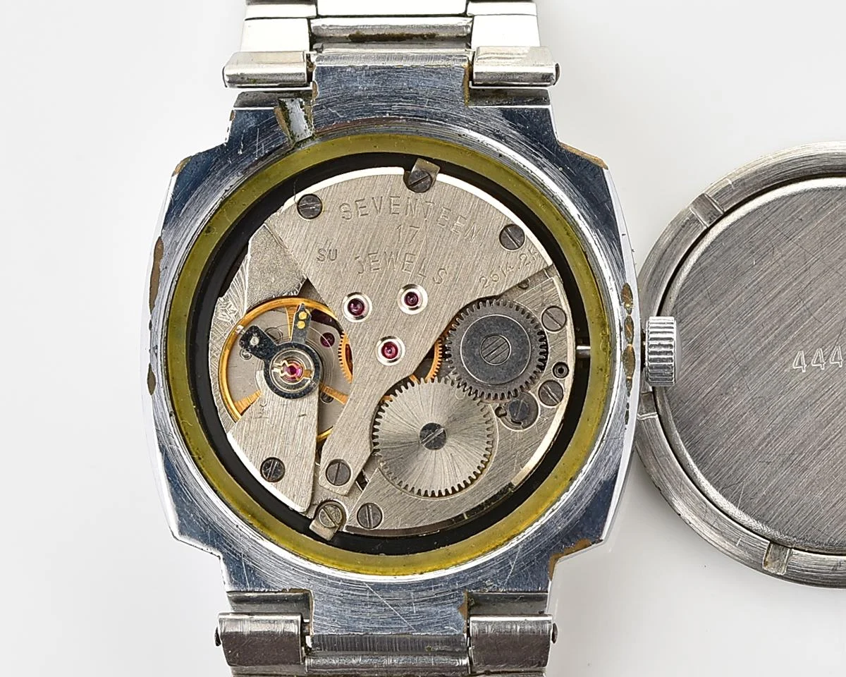 Vintage Soviet Poljot mechanical wristwatch with checked dial & stainless steel bracelet