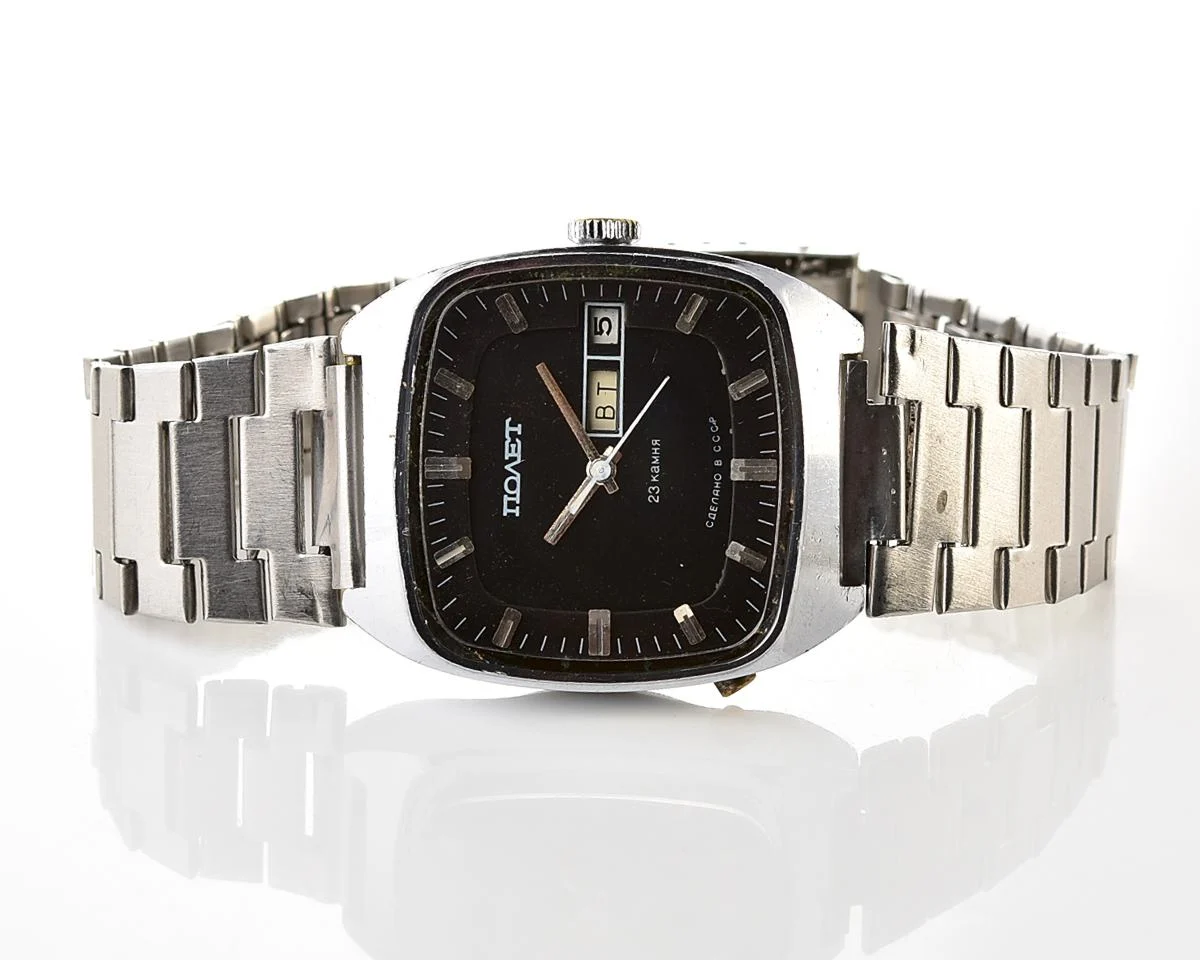 Soviet mechanical Poljot with automatic self-winding movement