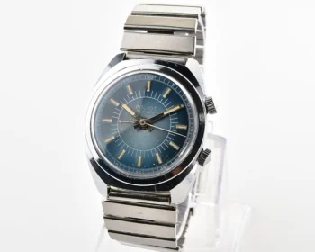 Vintage Soviet Poljot-cricket mechanical wristwatch with alarm function