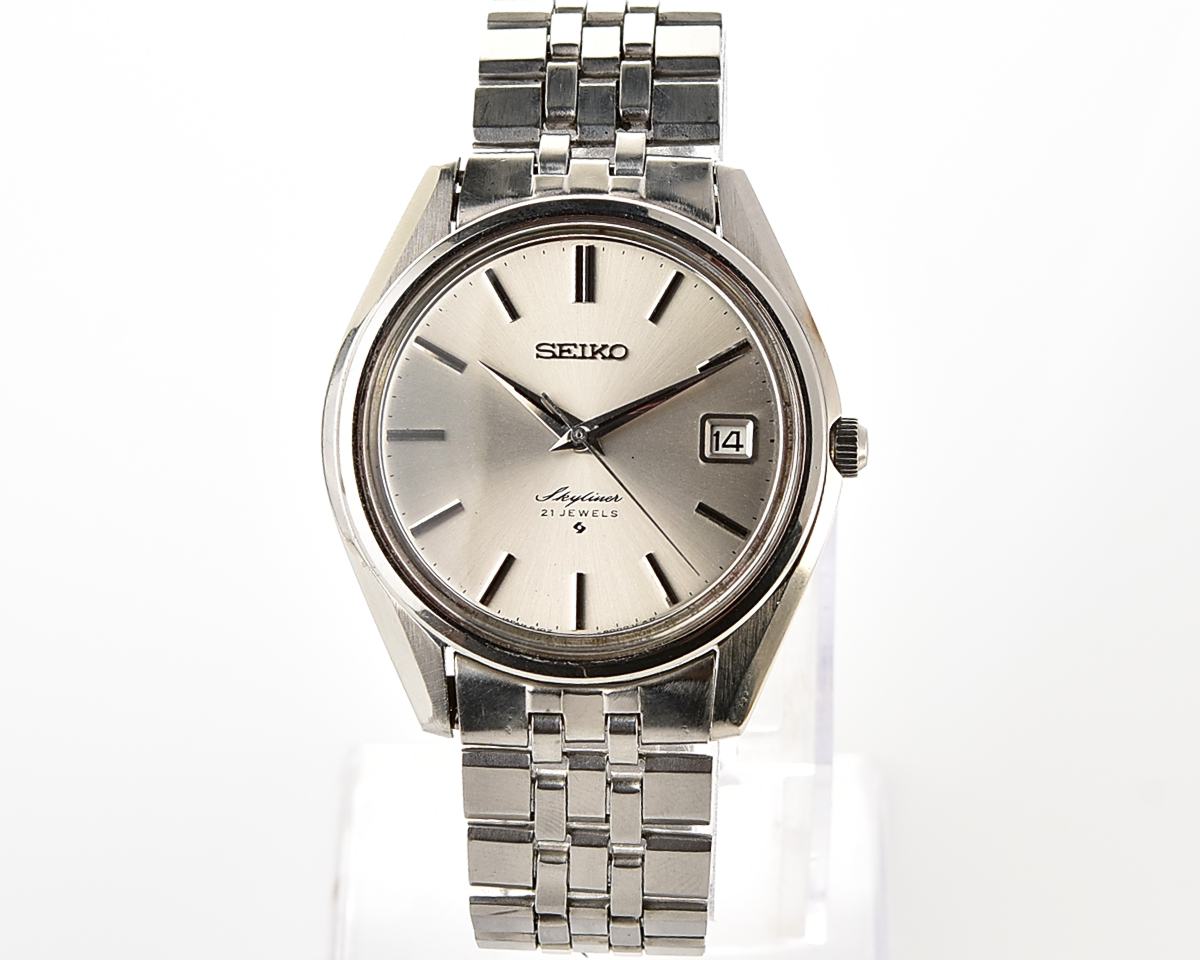 Vintage Seiko Skyliner Calendar Manual Wind 21J Dress Watch from November 1968