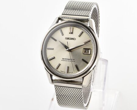 Vintage Seiko Seikomatic-R 30 Jewels Automatic wristwatch, from May 1965