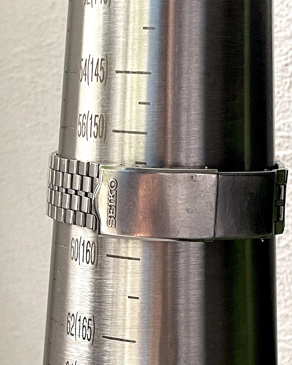 Seiko Quartz stainless steel quartz TV dial watch with day/date calendar, from September 1979