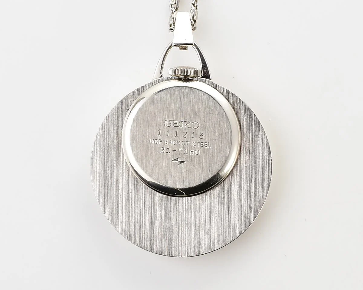 Vintage Seiko Pendant Watch – White Gold Plated Diamond-Cut Manual from January 1971