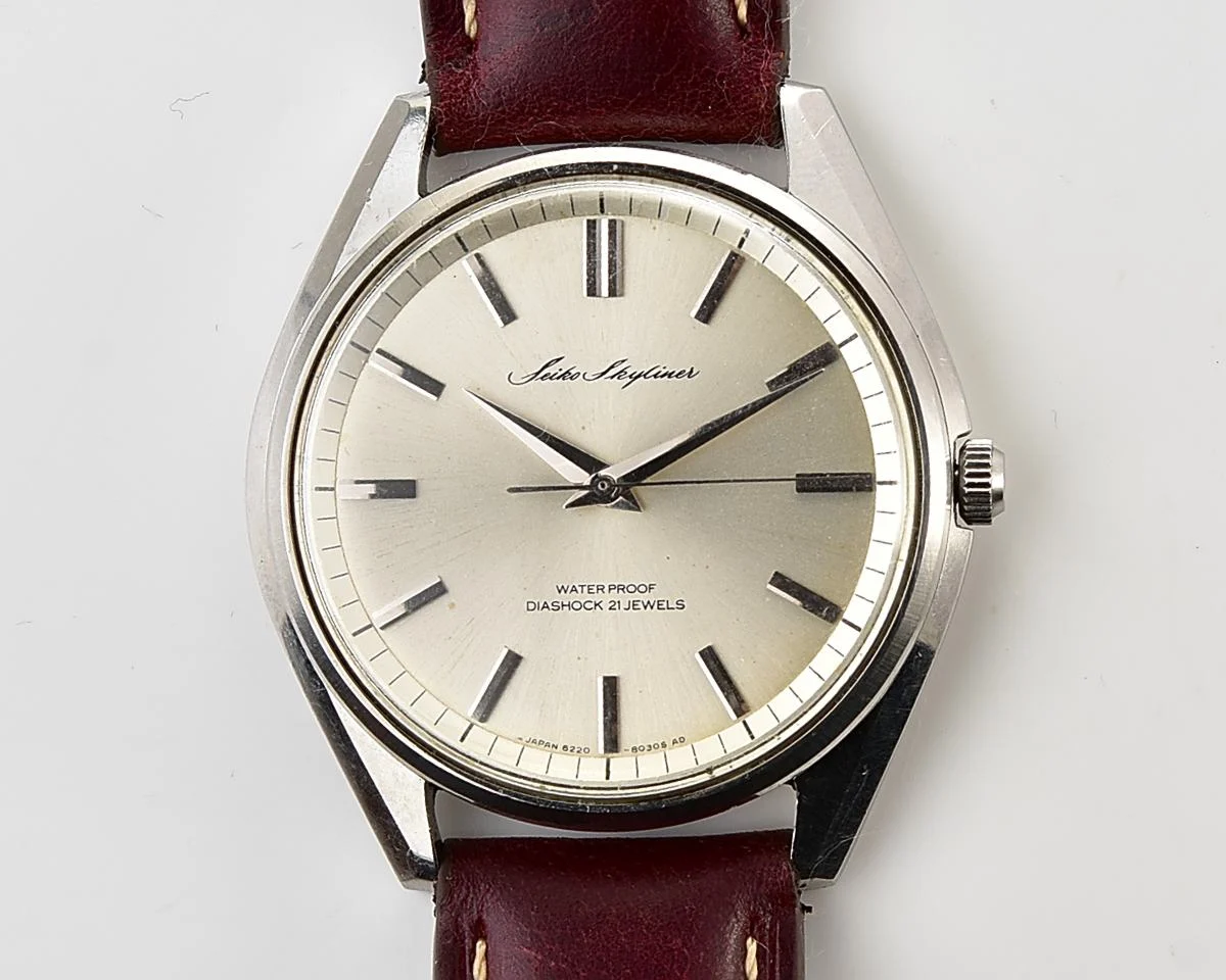 Vintage Seiko Skyliner 21 jewels manual wind with seahorse caseback, from August 1966