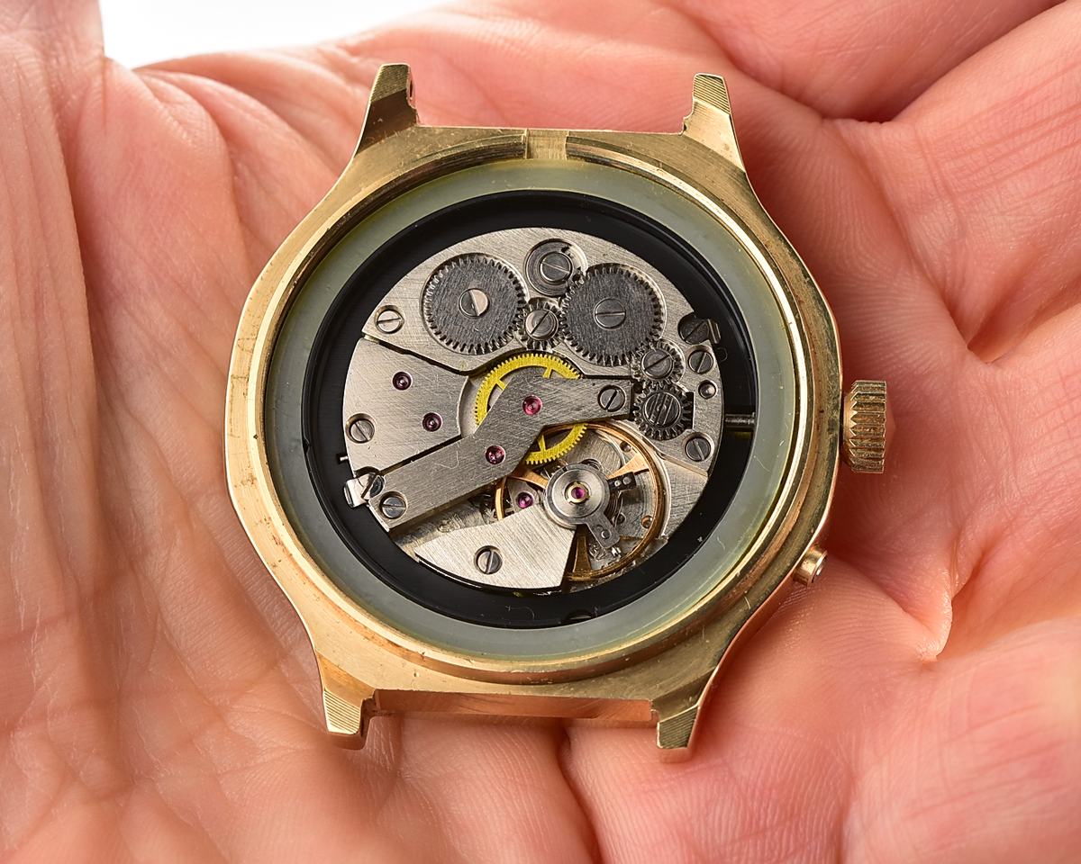 TIME CAPSULE: Vintage Slava soviet mechanical watch, New Old Stock(NOS)!