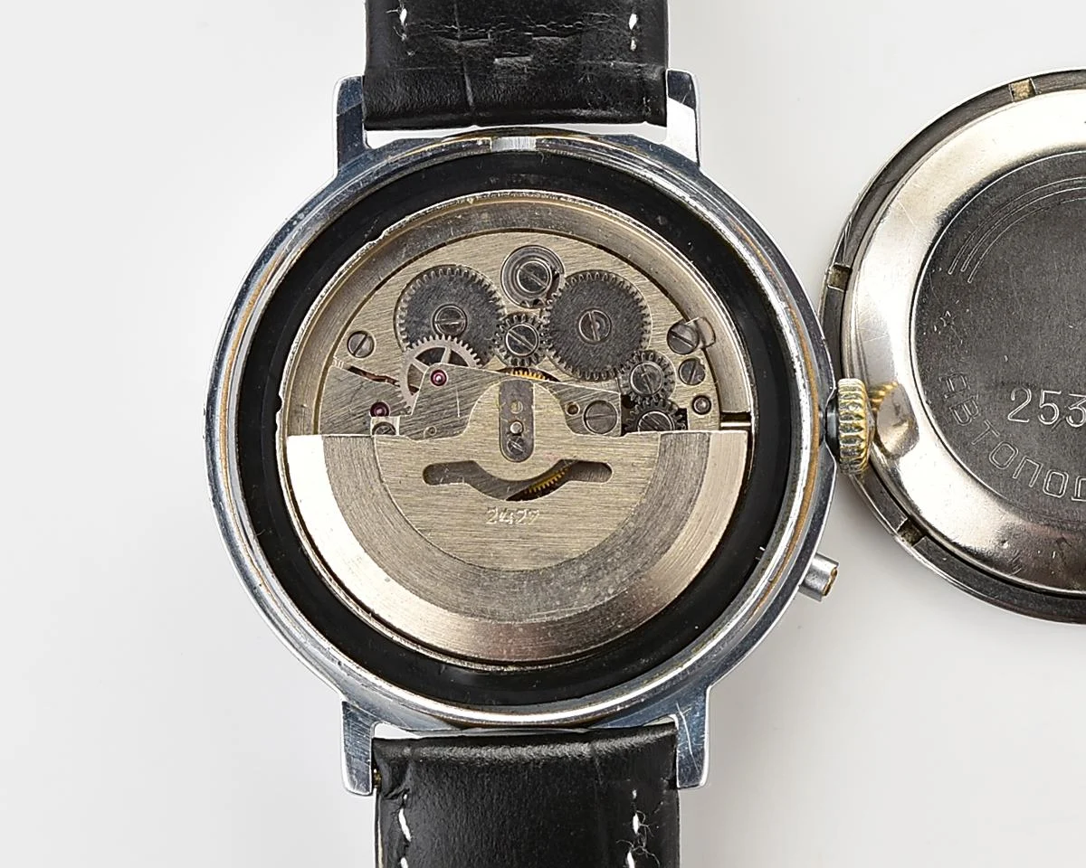 Slava Soviet mechanical self-winding vintage watch with beautiful rare "vortex" dial!