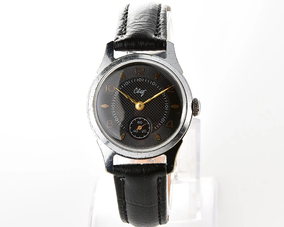 Vintage Soviet Svet "Light" mechanical watch