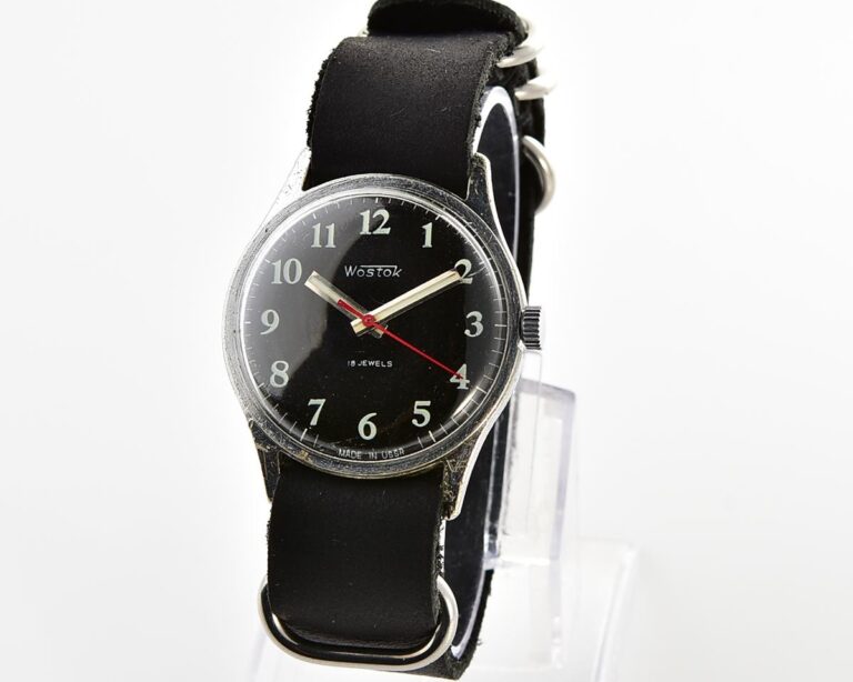 Vintage soviet Wostok (Vostok) vintage mechanical wristwatch