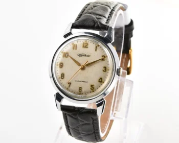 Rare! Beautiful vintage Soviet wristwatch from 1950s - Kirovskie from the 1st Moscow Watch Factory