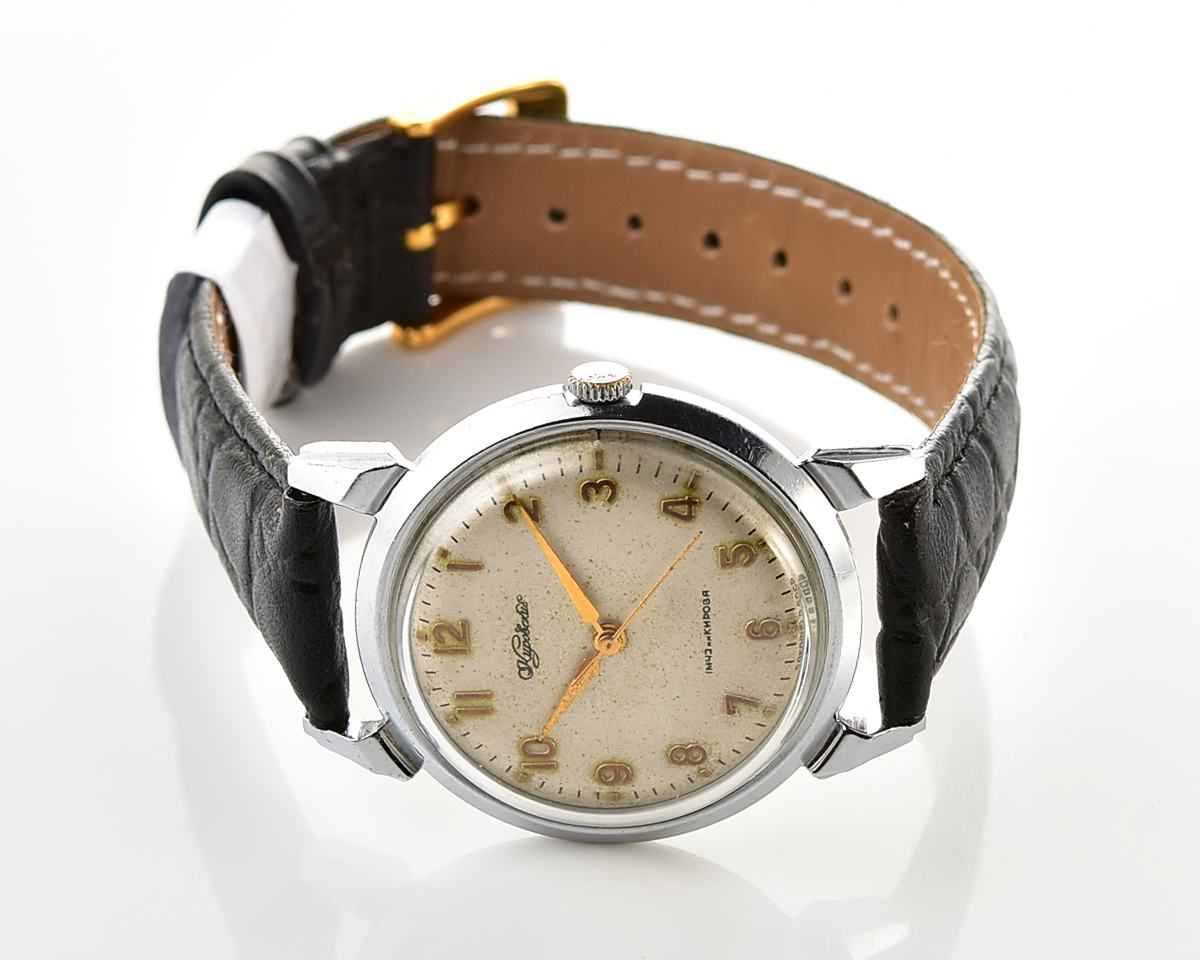 RARE! Beautiful vintage soviet wristwatch from 1950s - Kirovskie from the 1st Moscow Watch Factory