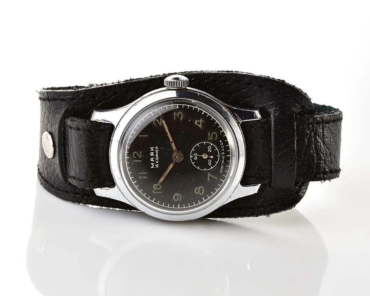 Vintage Soviet Mayak mechanical watch