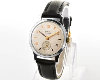 Excellent vintage Soviet Mayak mechanical watch, the 3rd quarter of 1956!
