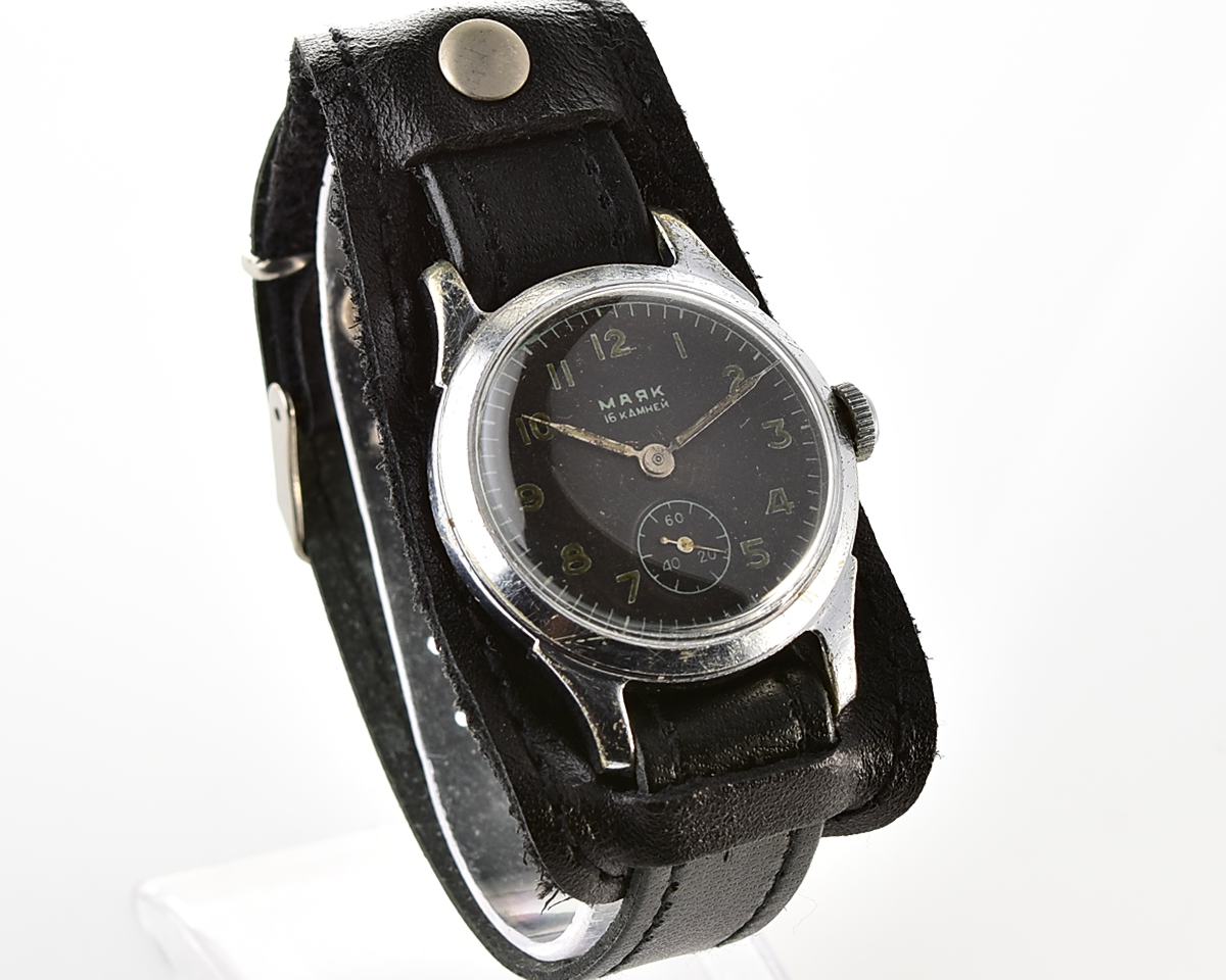 Vintage soviet MAYAK mechanical watch from the 2nd quarter of 1956
