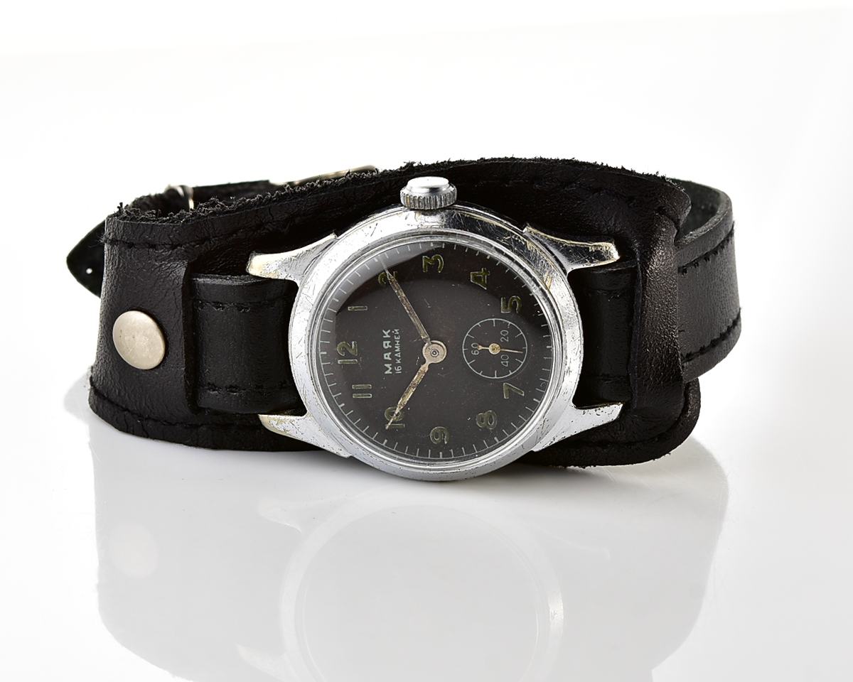 Vintage soviet MAYAK mechanical watch from the 2nd quarter of 1956