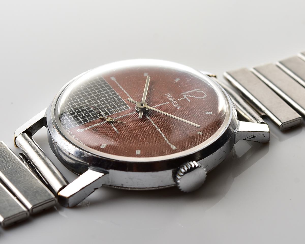 Soviet POBEDA vintage mechanical wristwatch