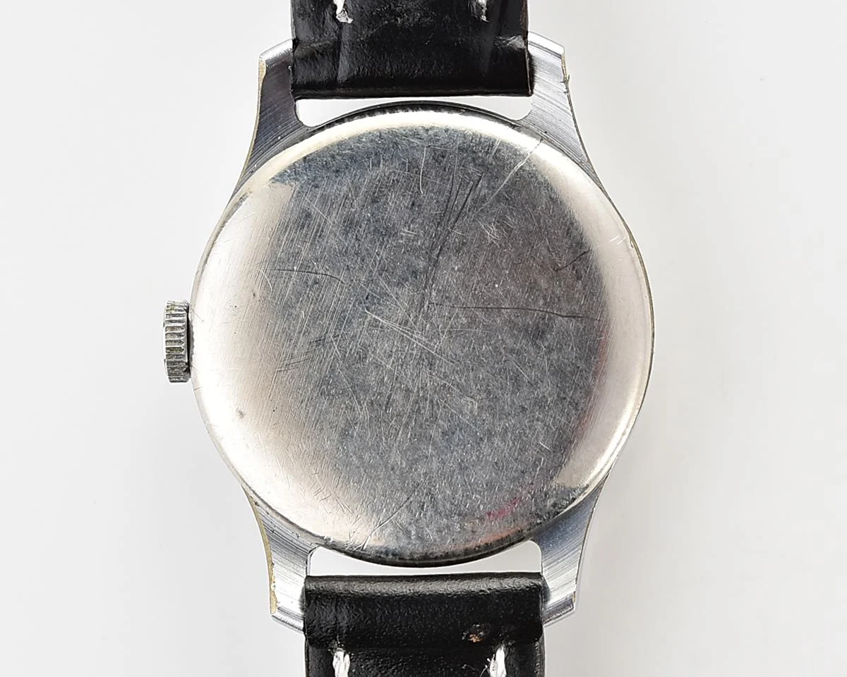 Excellent vintage Soviet mechanical Pobeda watch, 2MChZ from 4th quarter 1957!