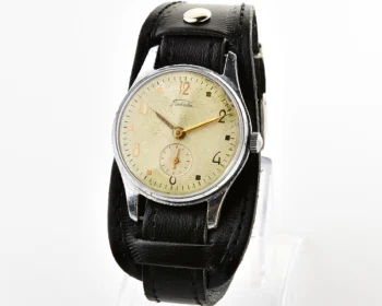 Vintage Soviet mechanical Pobeda wristwatch, PChZ, from 1950s