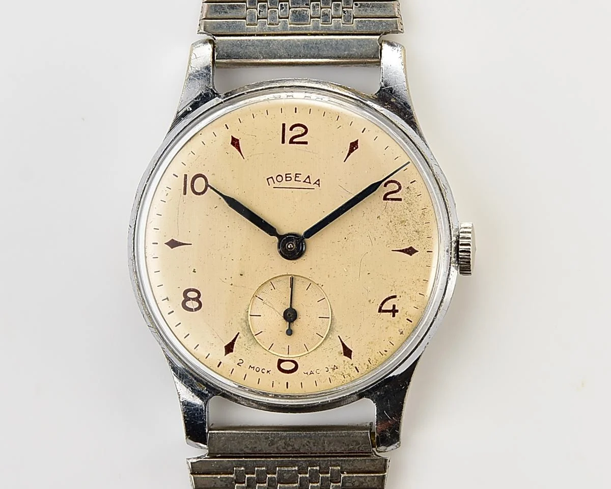 Vintage Soviet mechanical Pobeda watch, 2MChZ from 3rd quarter 1958!