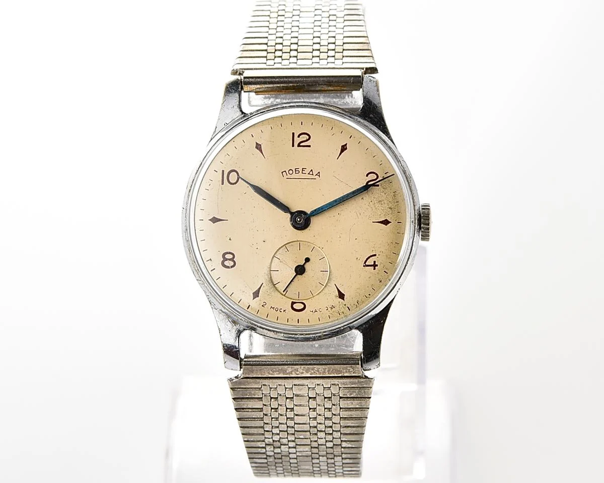 Vintage Soviet mechanical Pobeda watch, 2MChZ from 3rd quarter 1958!