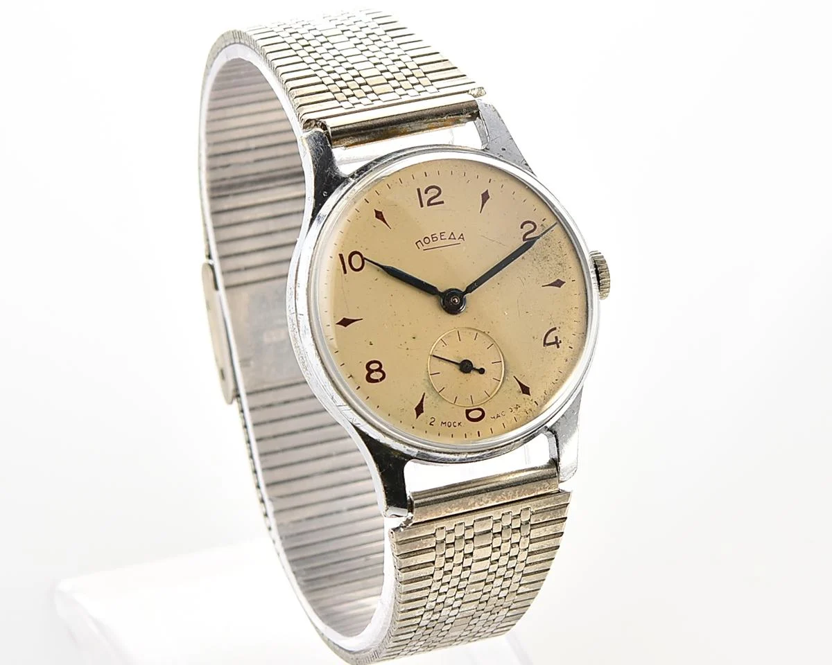 Vintage Soviet mechanical Pobeda watch, 2MChZ from 3rd quarter 1958!