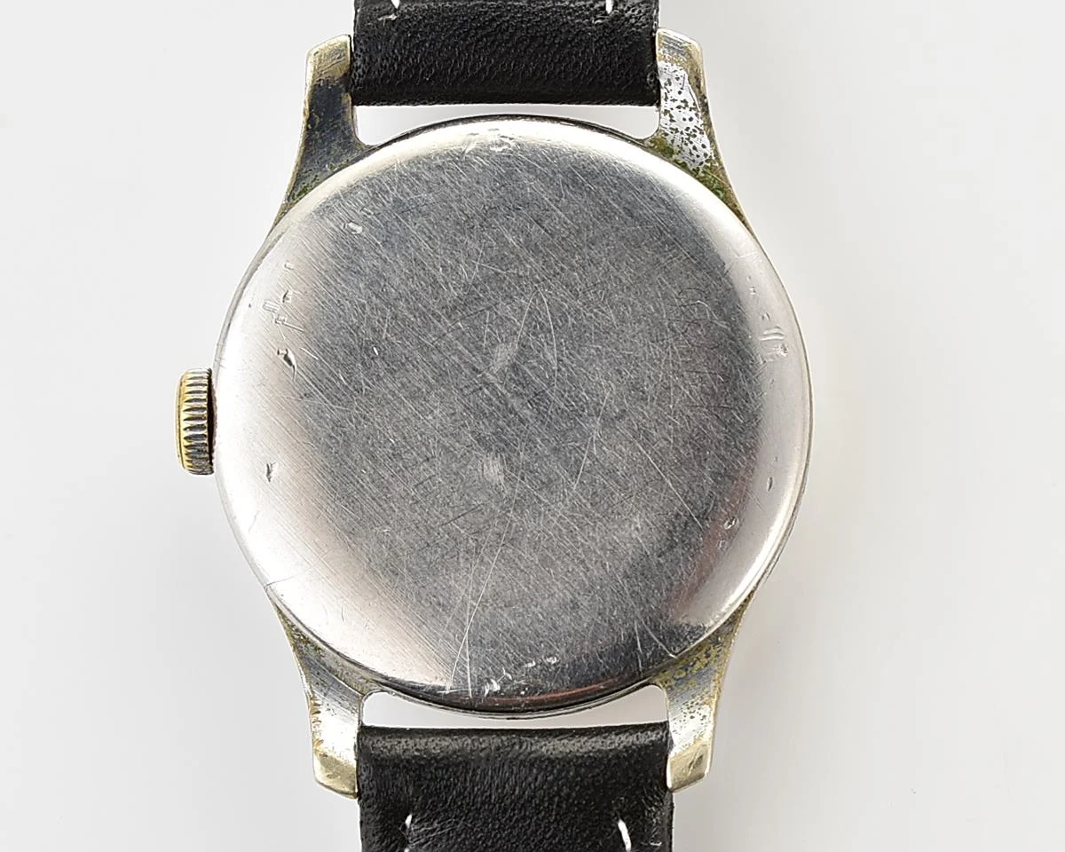 Excellent Soviet vintage mechanical Pobeda watch, 2MChZ from 4th quarter 1958!