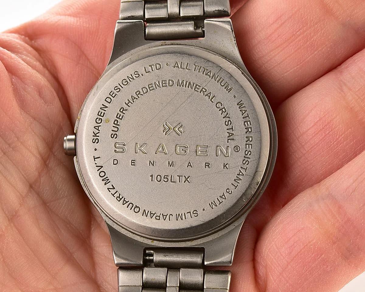 Vintage Skagen Slimline Titanium – Charcoal Sunburst Date Quartz from the Early 2000s