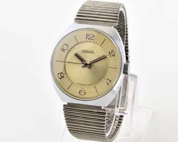 Vintage Raketa Soviet mechanical wristwatch with bi-color dial