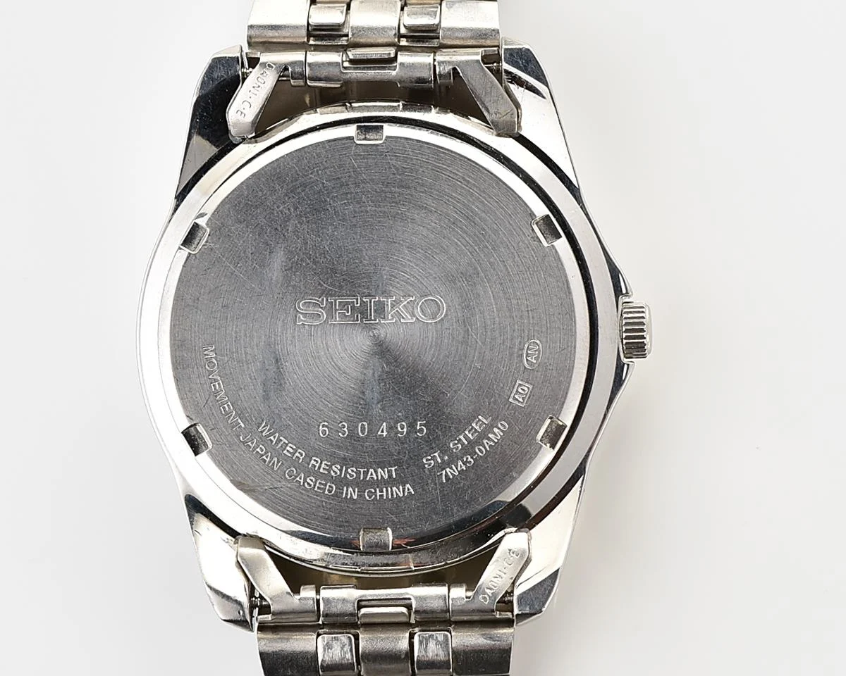 Vintage Seiko Stainless Steel Day-Date Quartz - Sleek Neo-Vintage Daily Wearer