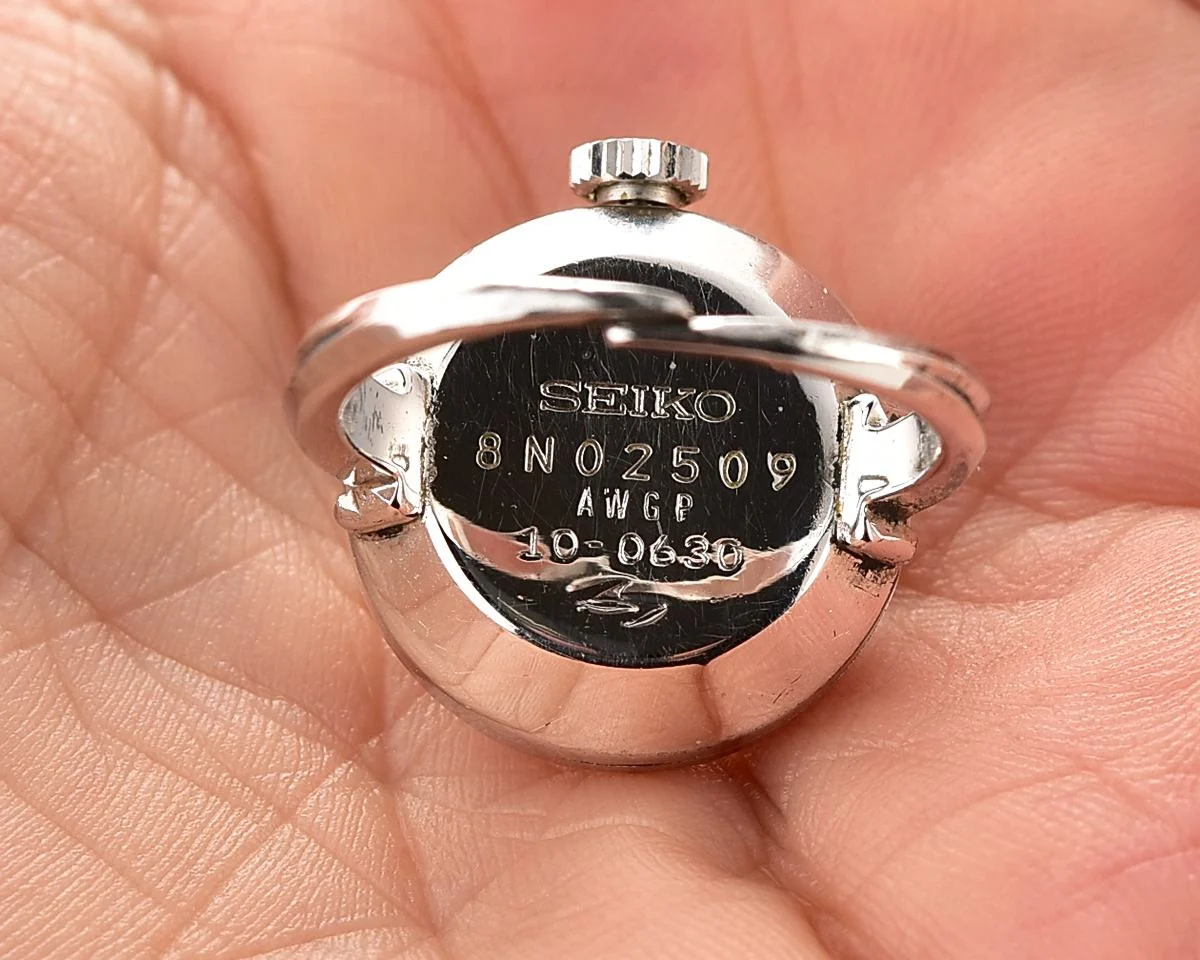 Vintage Seiko Ring Watch – Silver Faceted Dial from November 1968