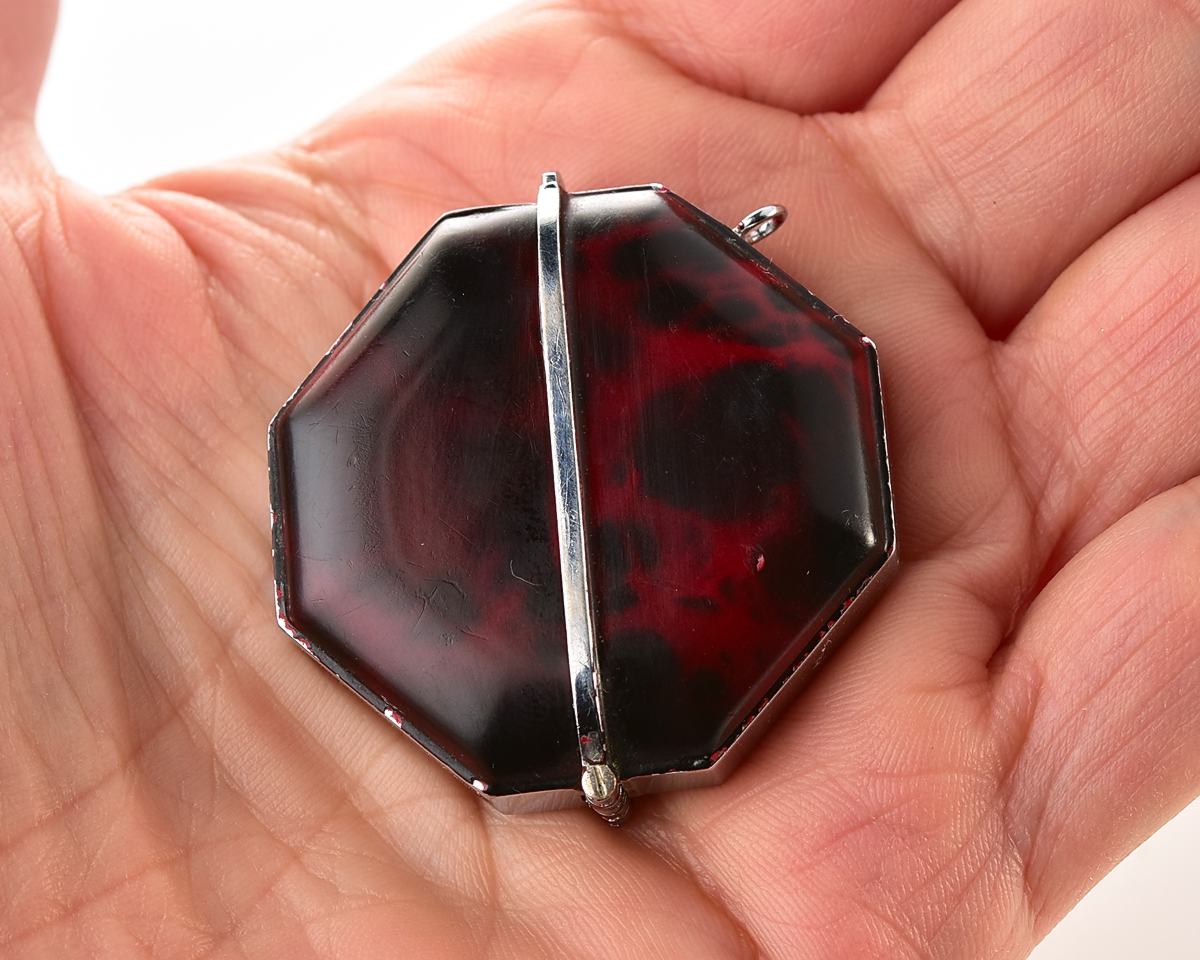 Vintage Seiko Shutter Pendant Watch – Red Tortoiseshell Manual from May 1977