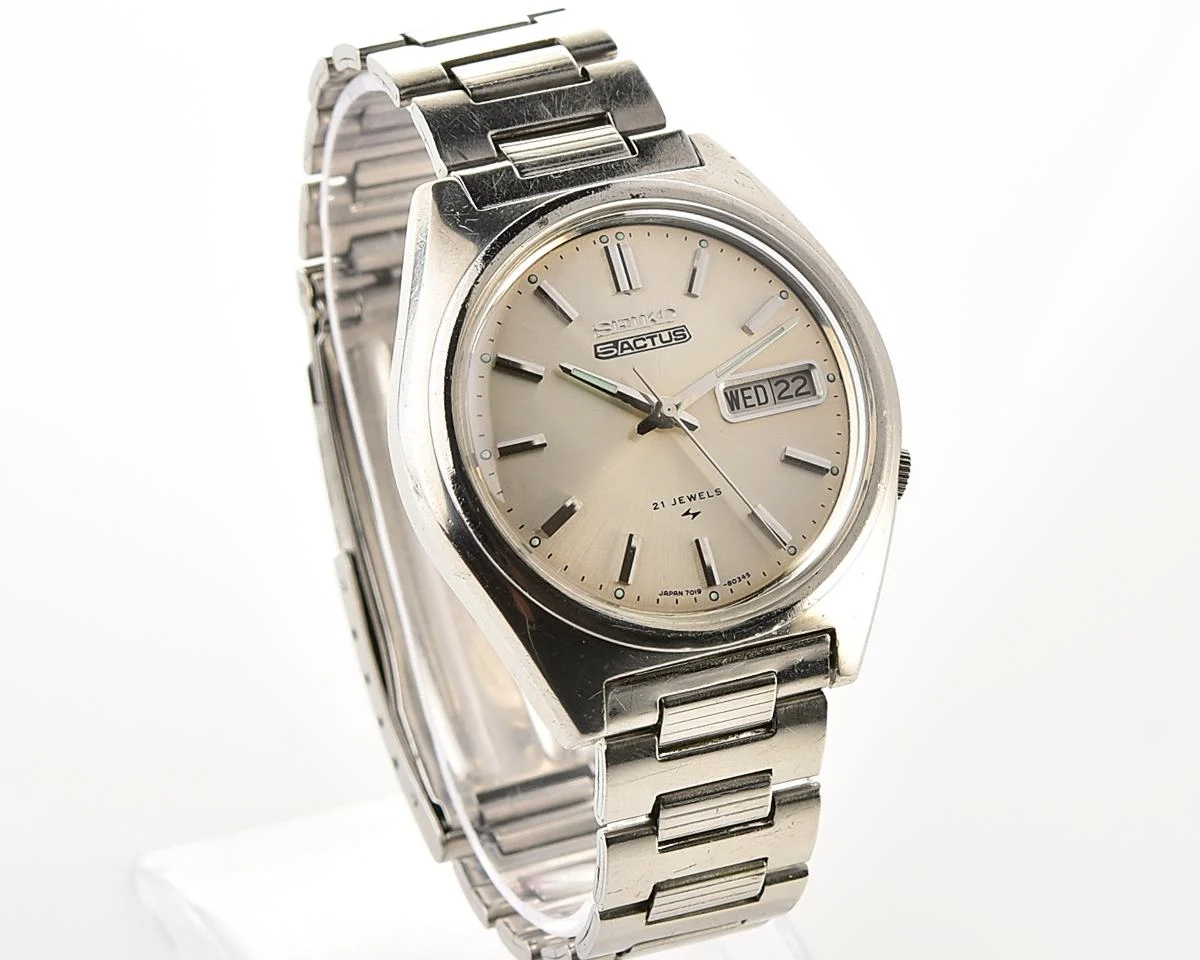 Vintage 1975 Seiko 5 Actus Automatic - Rare "No-5" Silver Sunburst Dial with Original Stamped Bracelet