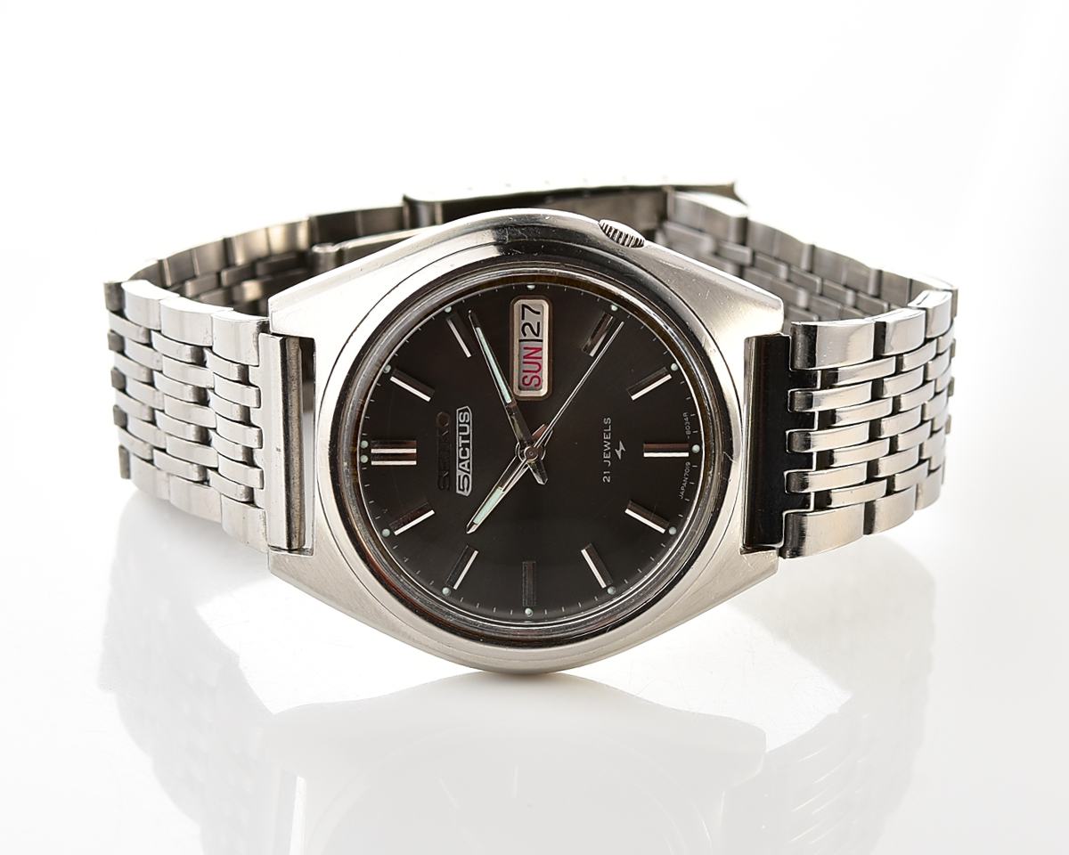 Vintage Seiko 5 Actus Automatic - Charcoal Sunburst JDM Classic, from February 1976
