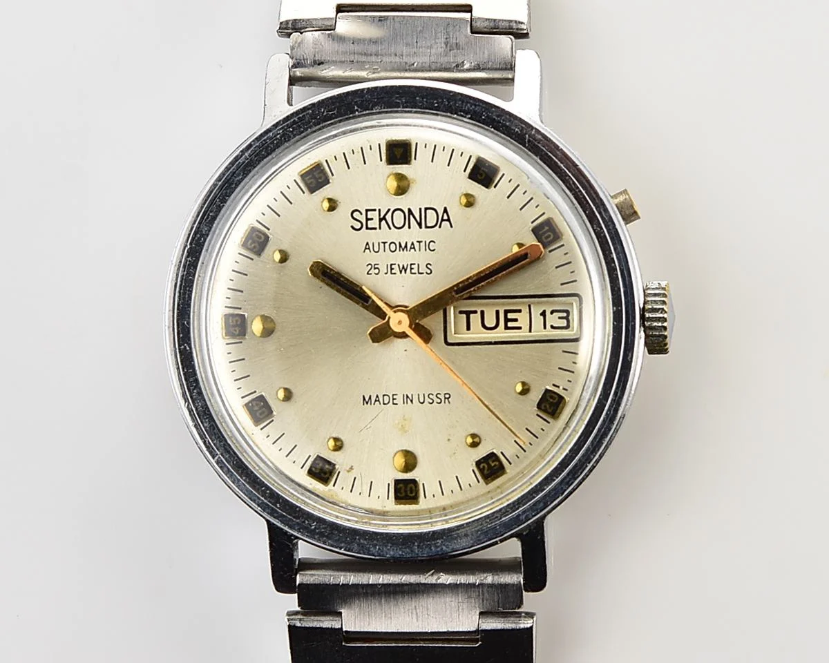 Soviet mechanical Sekonda vintage wristwatch with automatic self-winding movement