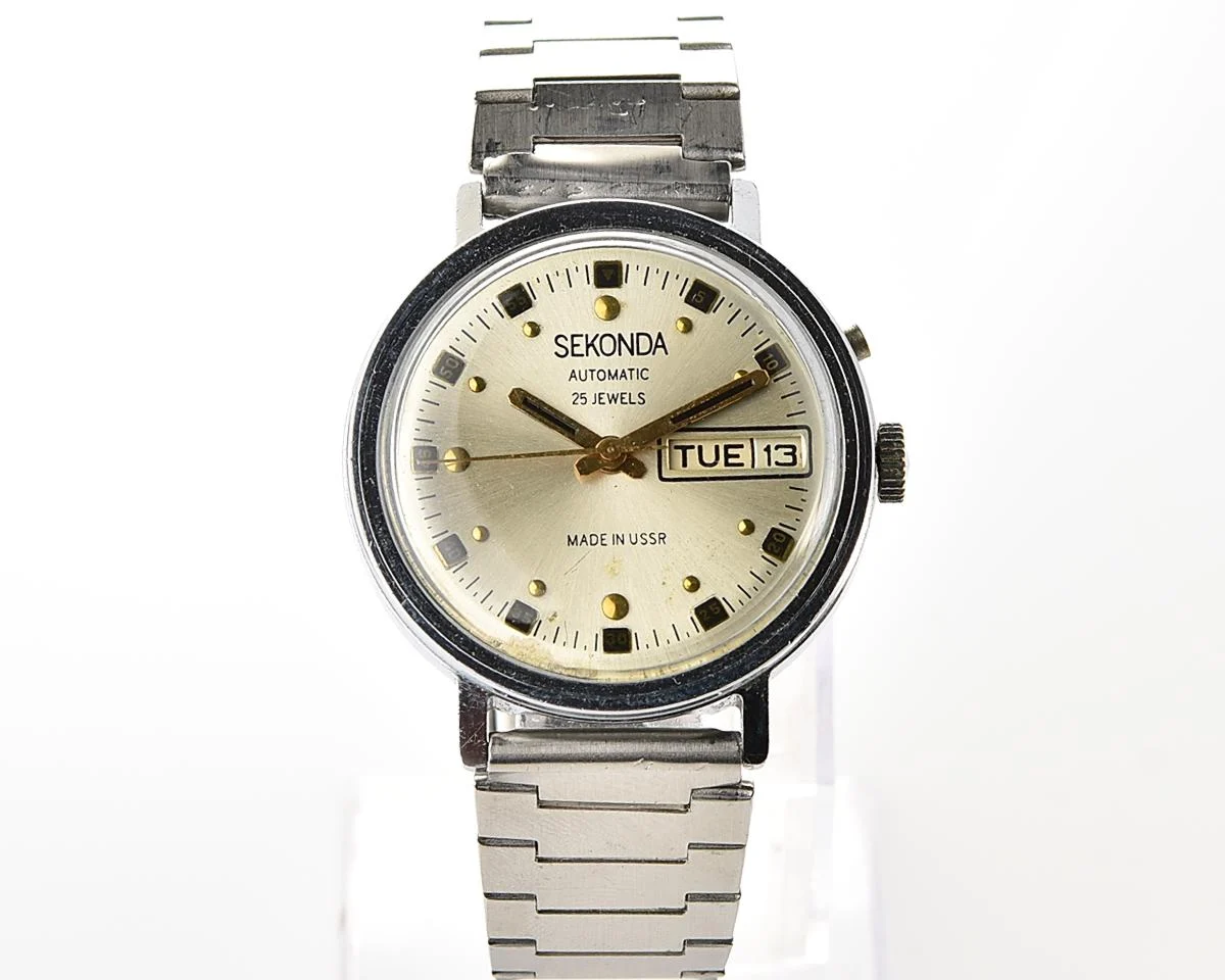 Soviet mechanical Sekonda vintage wristwatch with automatic self-winding movement