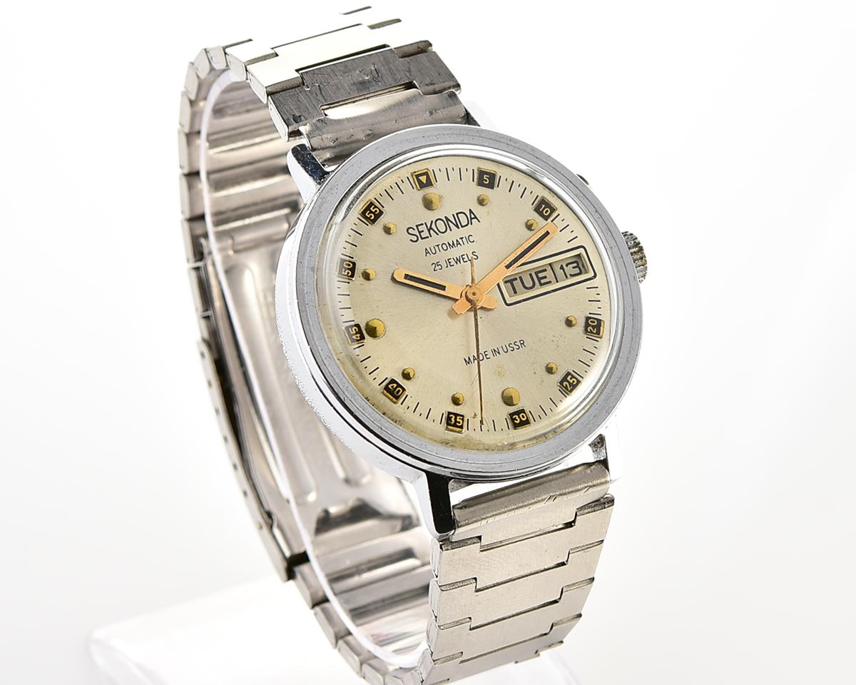 Soviet mechanical Sekonda vintage wristwatch with automatic self-winding movement